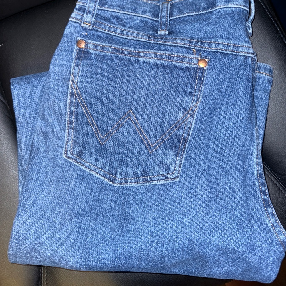 Men’s Wrangler Jeans